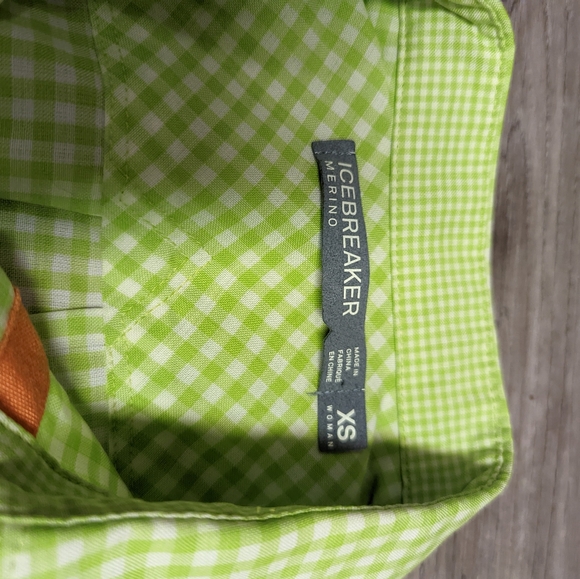 New, no tags, Icebreaker w's shirt, size xs - Picture 3 of 7